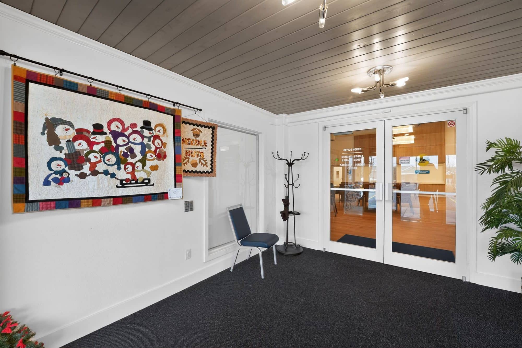 33_8580_w_yosemite_st_rathdrum_id_83858-living_room-dsc08671